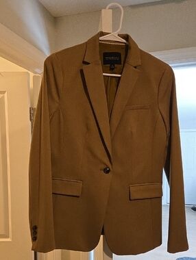Banana Republic Women's Tailored Brown Blazer
